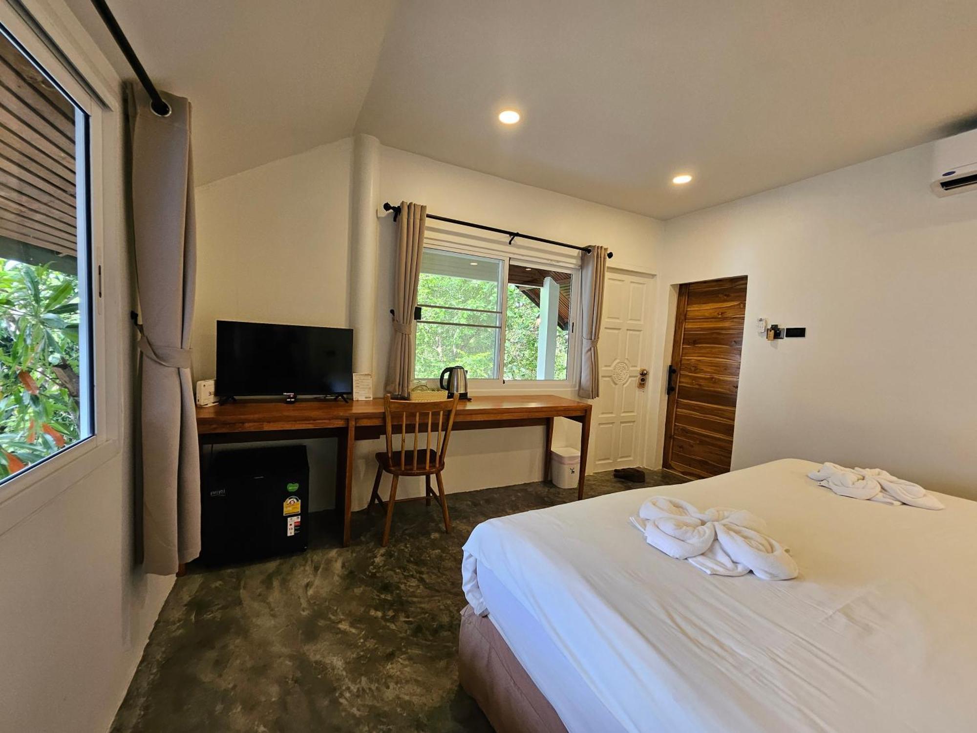 Phangan Utopia Resort Mae Haad Exterior photo